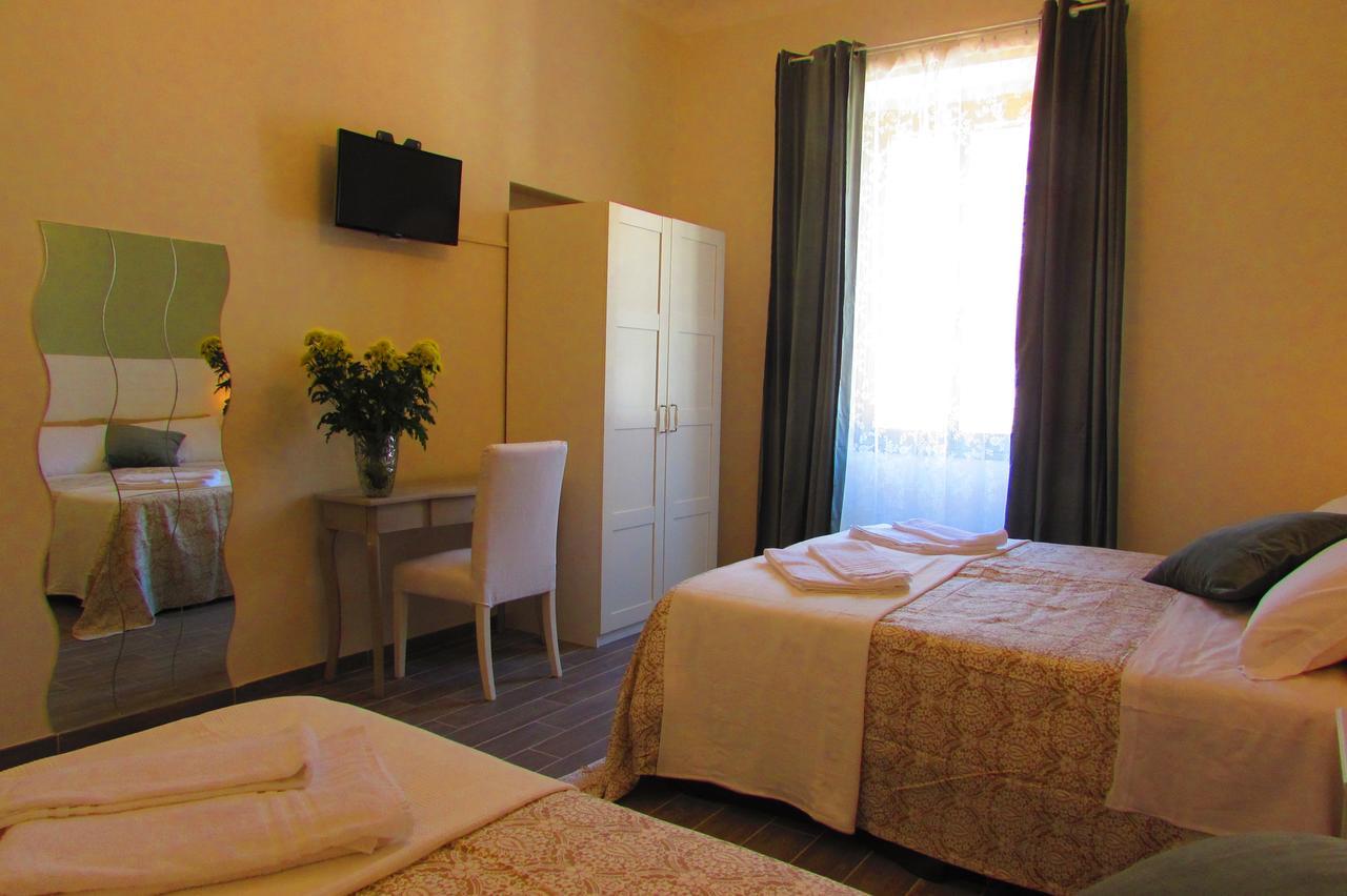 Termini Guesthouse Рим Екстериор снимка